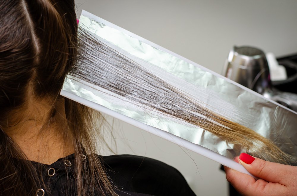 Why Balayage Hair Painting in Highlands Ranch Become the Ultimate Low-Maintenance Trend?